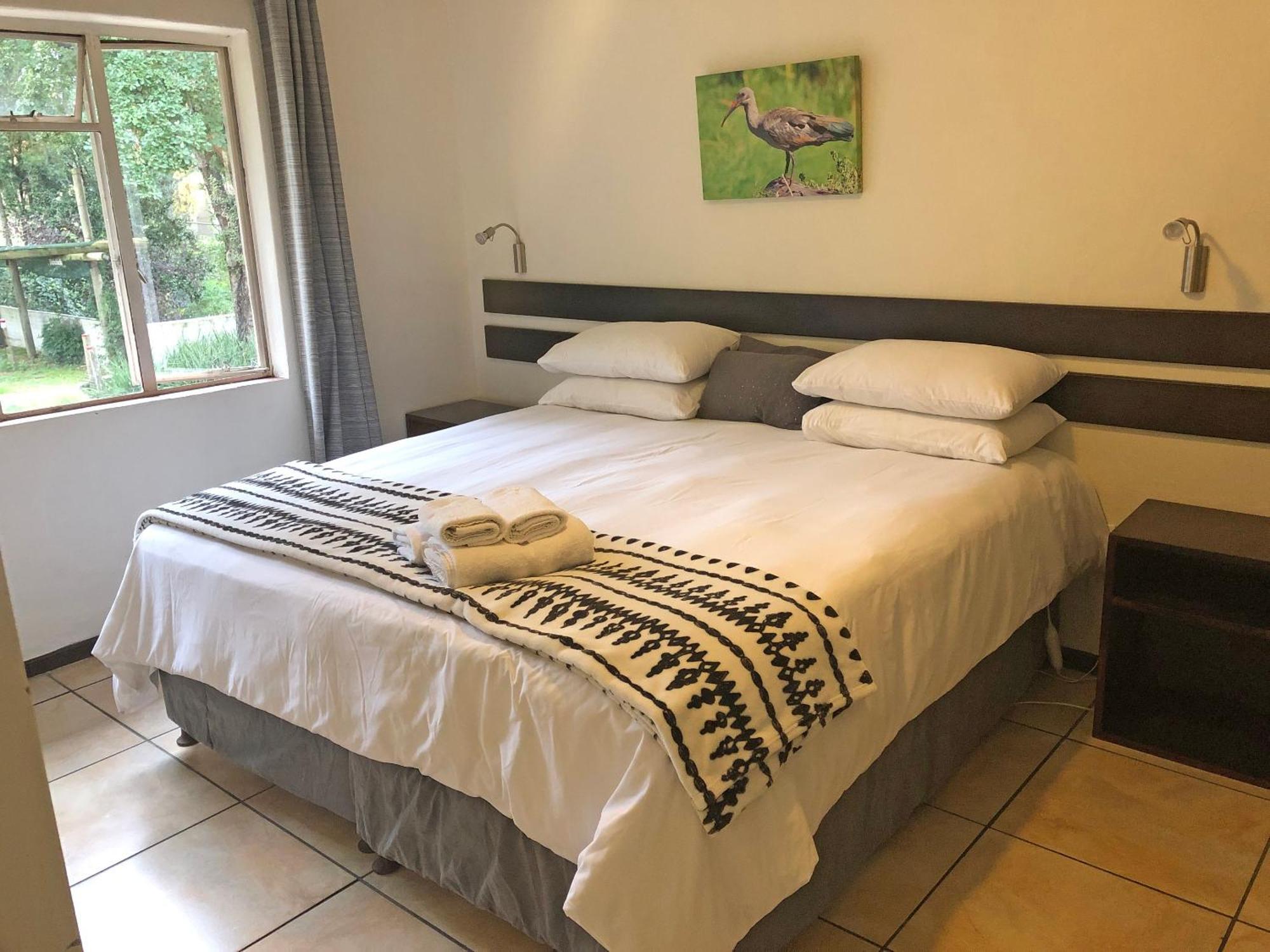 Hills And Dales Accommodation Lanseria Bagian luar foto
