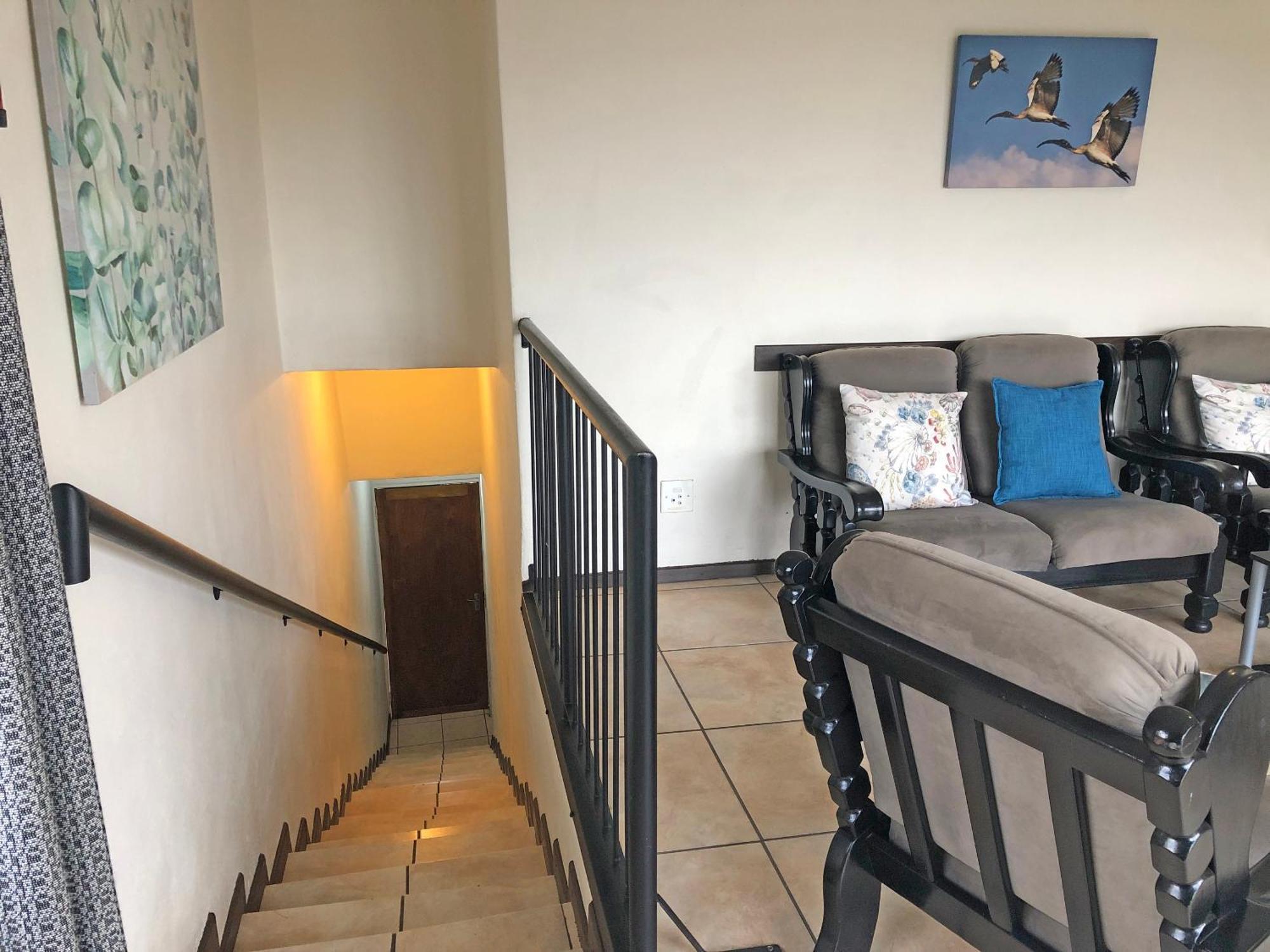 Hills And Dales Accommodation Lanseria Bagian luar foto