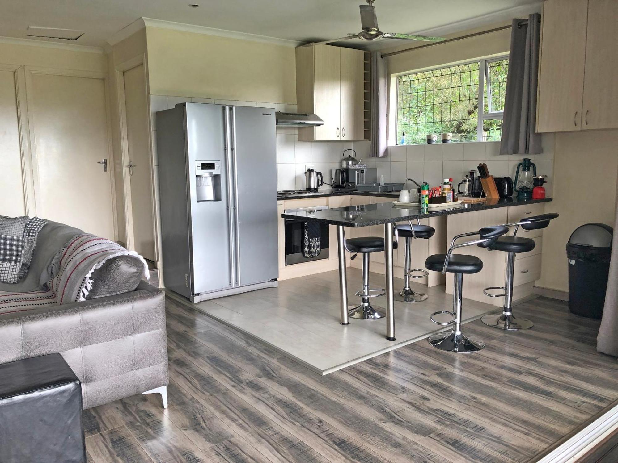 Hills And Dales Accommodation Lanseria Bagian luar foto